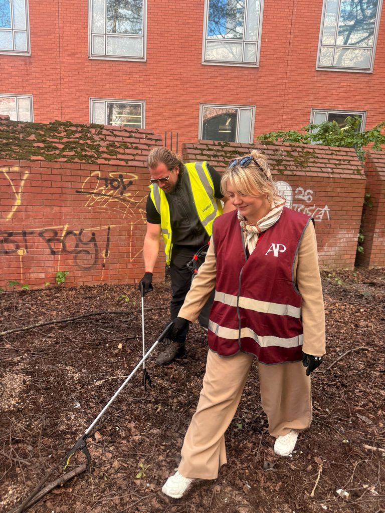 Aire Park litter pick 2